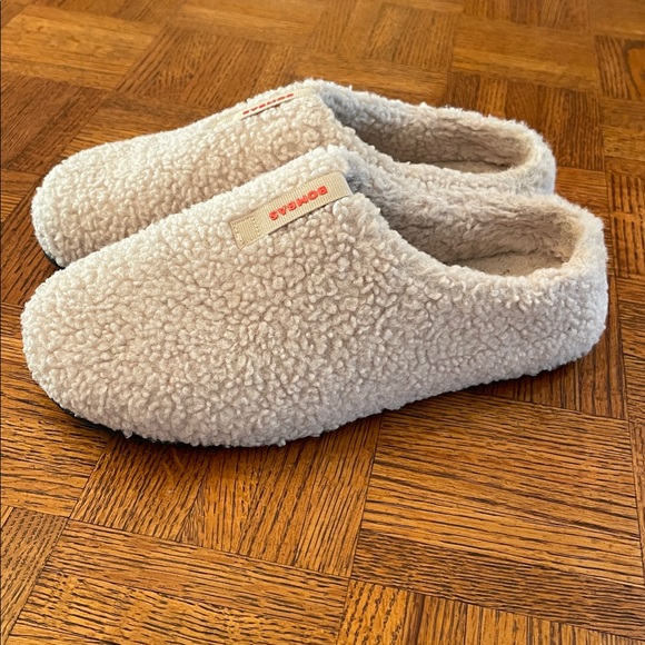 Bombas Sunday Sherpa Fleece Slippers size 10 - Picture 6 of 7